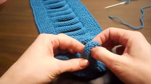 Вязание повязки на голову с объемной косой